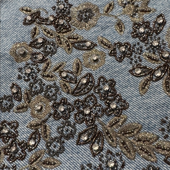 Abercrombie and Fitch Annie High Rise Straight Raw Hem Beaded Embroidered Jeans - Picture 9 of 13